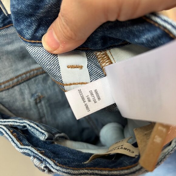 NEW Madewell Plus Curvy Low-Slung Straight Jeans in Palmina Wash- 14W - Picture 6 of 7